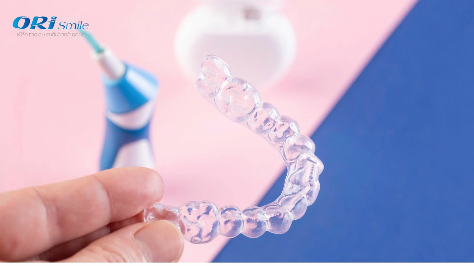 Hình ảnh trụ Implant Straumann và răng sứ